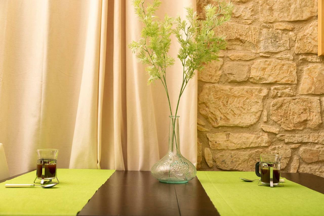 パ フォス Salamiou Stone Houseヴィラ エクステリア 写真